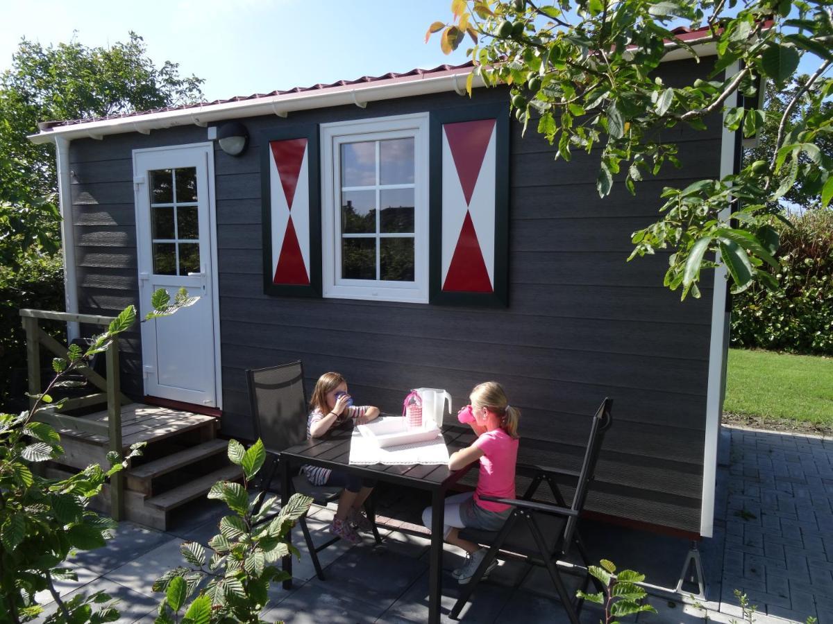 Zeeuwse Chalet Voor 2 Personen Serooskerke  Luaran gambar