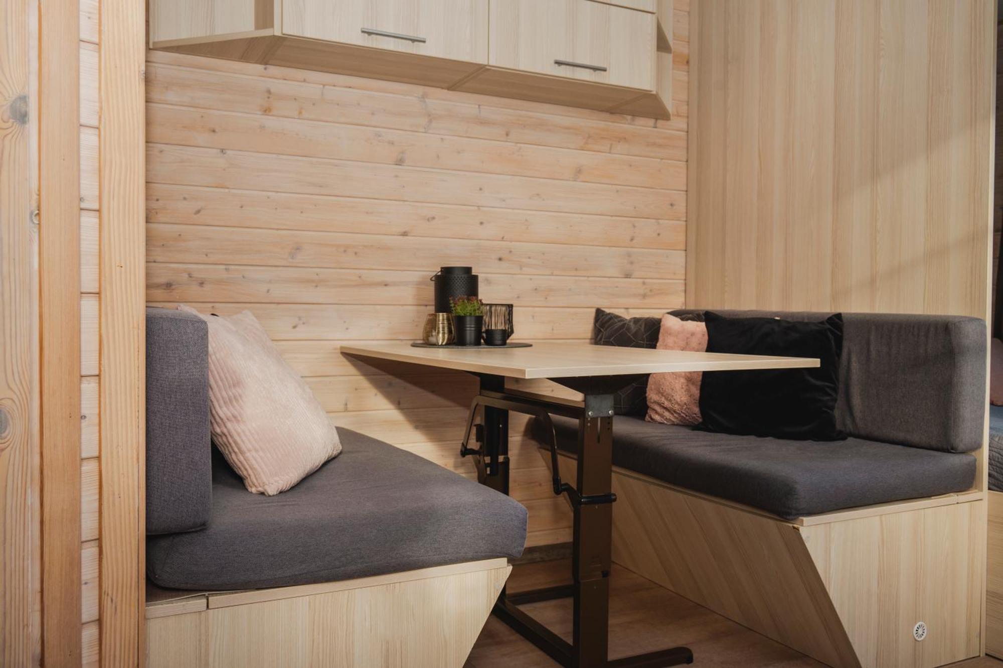 Zeeuwse Chalet Voor 2 Personen Serooskerke  Luaran gambar